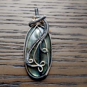Labradorite Silver Wire Wrap Pendant